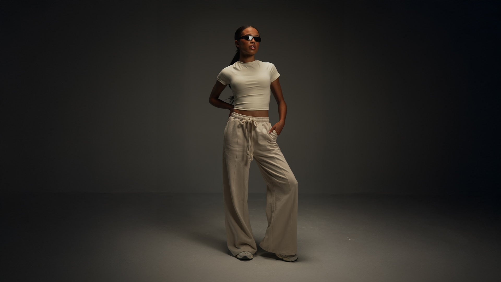 iRARE short-sleeve raglan top in khaki, styled look