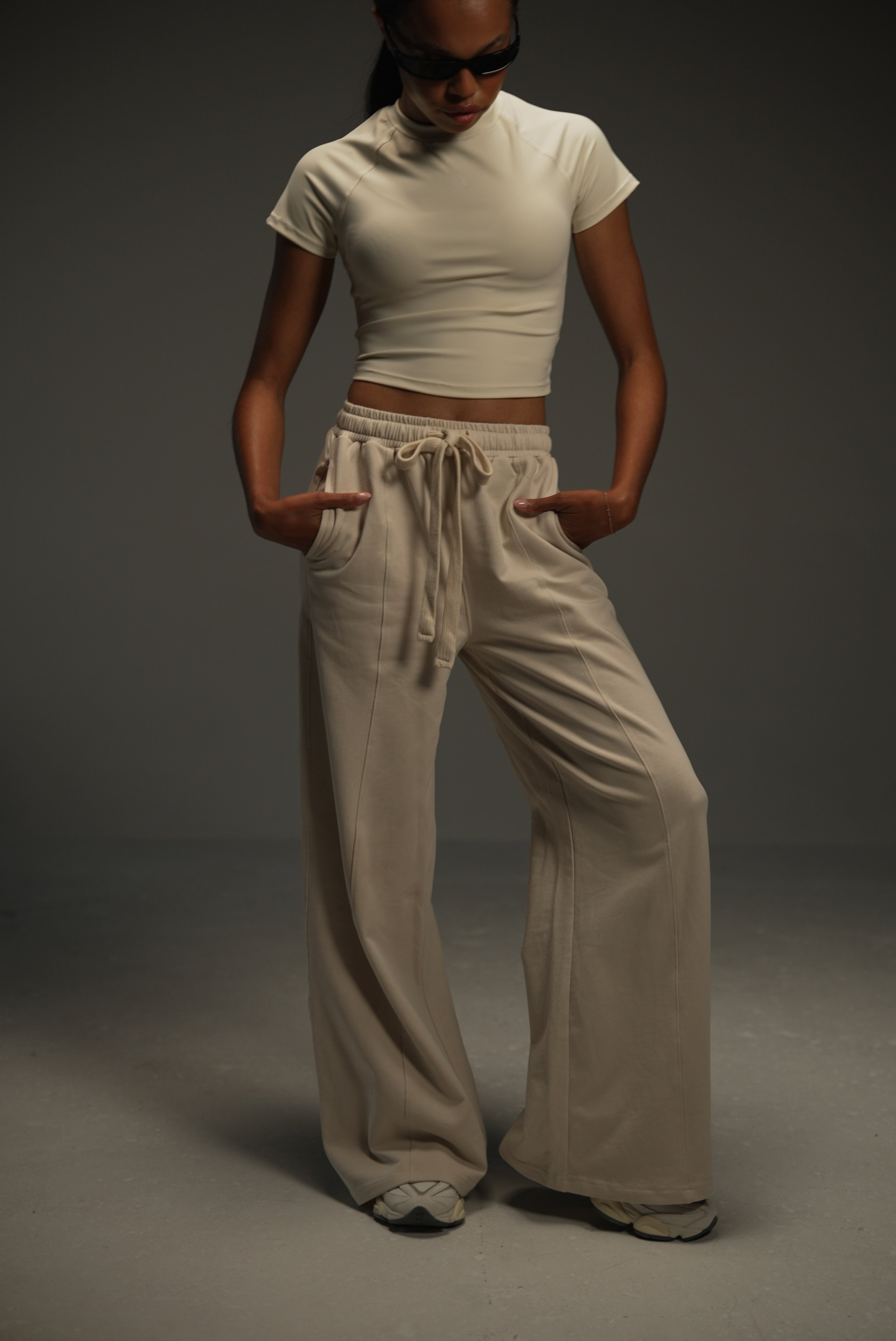 iRARE wide-leg sweatpants in khaki, styled look